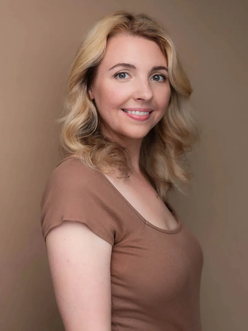 Emily Kleypas' headshot
